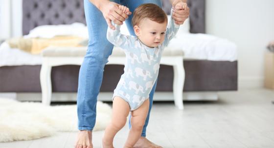 Baby erste Schritte